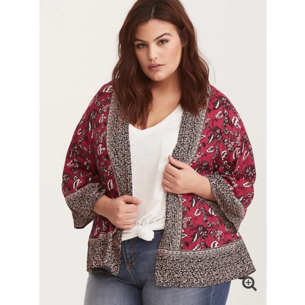 Torrid Border Print Cropped Kimono Size M/L 0/00